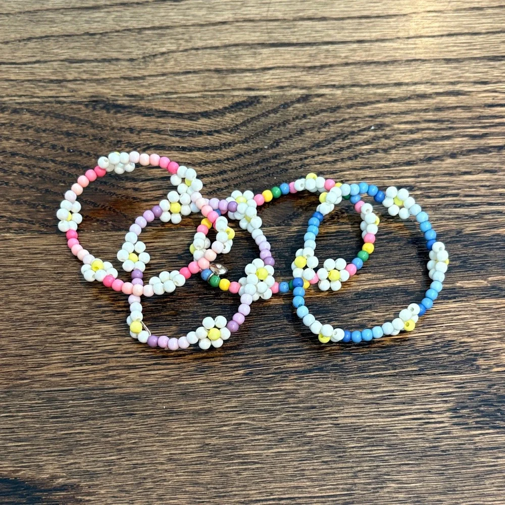Crewcuts flower bracelet set